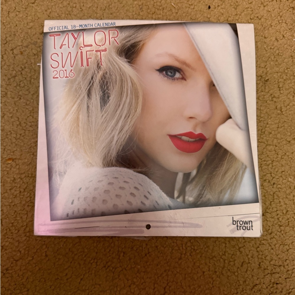 Taylor Swift 2016 Mini Calendar -